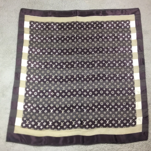Louis Vuitton Accessories - Louis Vuitton Large Bandana Scarf